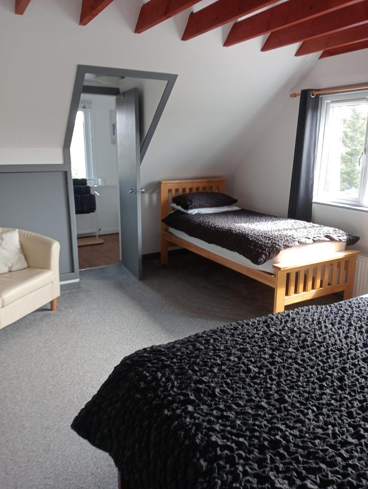 Apartment Self Catering Spacious Open Plan 3 Bed With Sea Views *