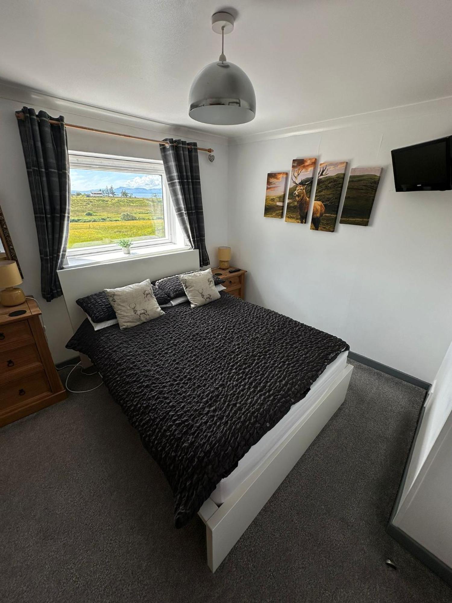 Apartment Self Catering Spacious Open Plan 3 Bed With Sea Views South Erradale
